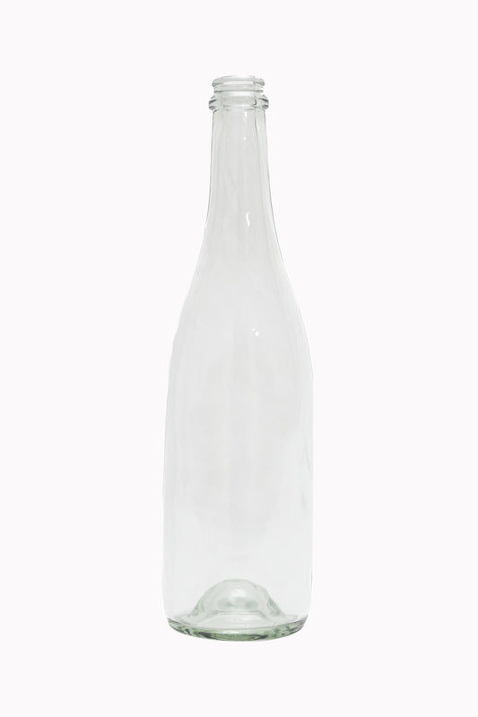 This is 7023 FL, also known as Juliet, California Bottles’ flagship Flint Sparkling (Champagne) bottle.
