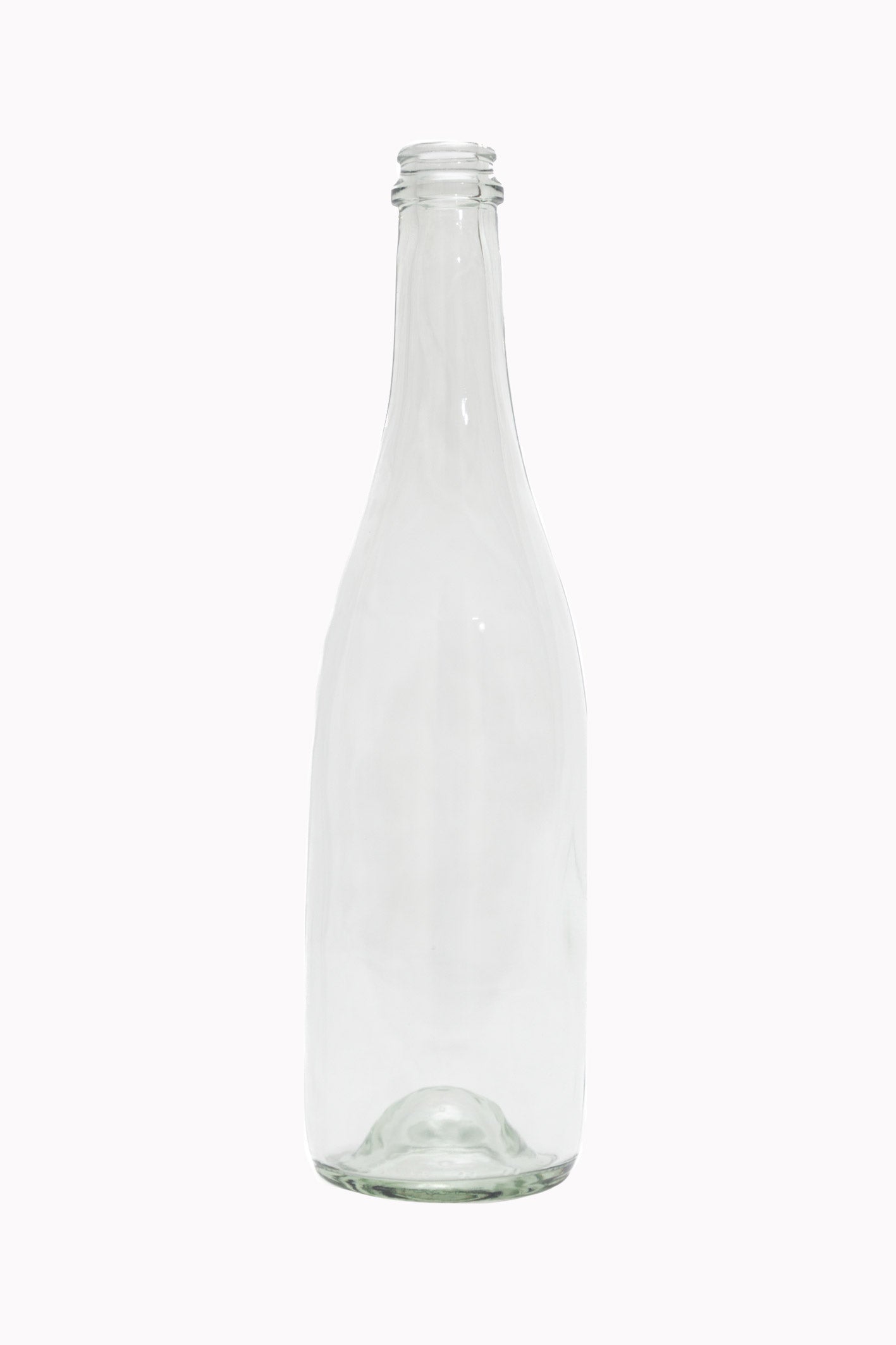 This is 7023 FL, also known as Juliet, California Bottles’ flagship Flint Sparkling (Champagne) bottle.