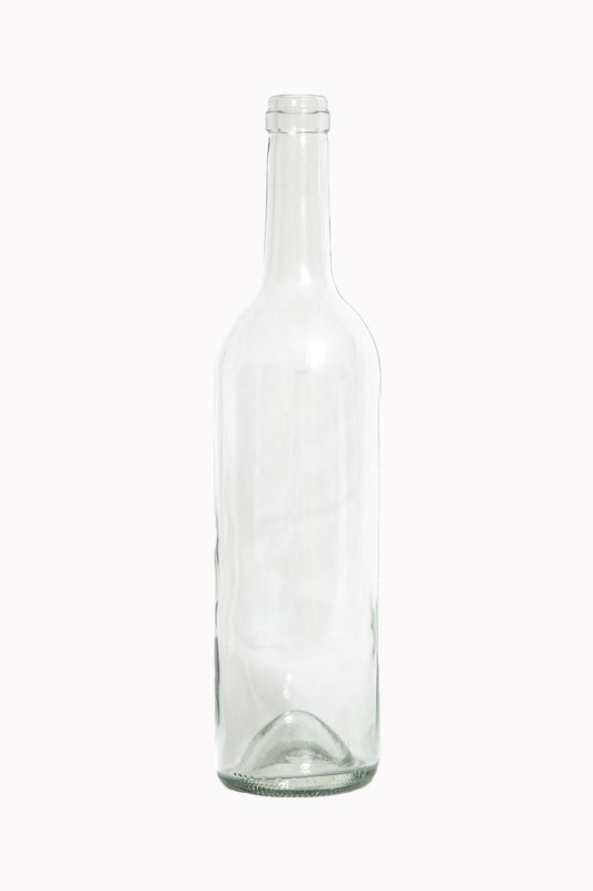 This is 7217, also known as Sonia, California Bottles’ long neck upgraded Bordeaux (Claret) bottle in Flint.